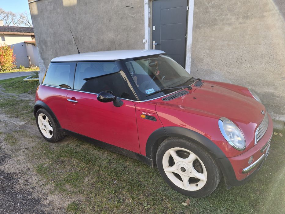 Mini Cooper 1.6 benzyna 116km