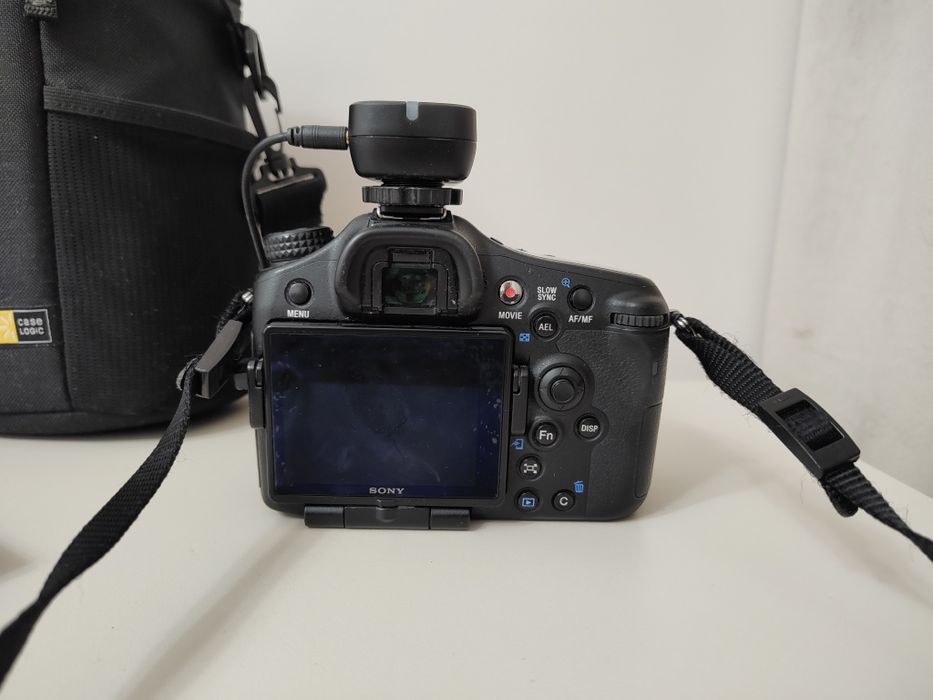 Sony A77 II + obiektyw 18–200 – niski przebieg