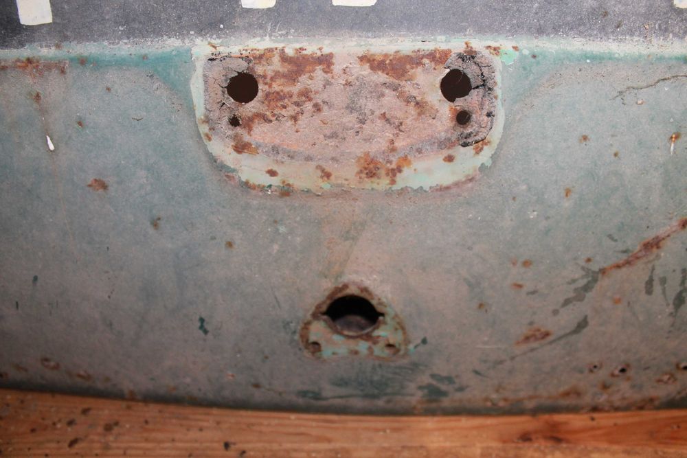 Morris Minor, tampa da mala