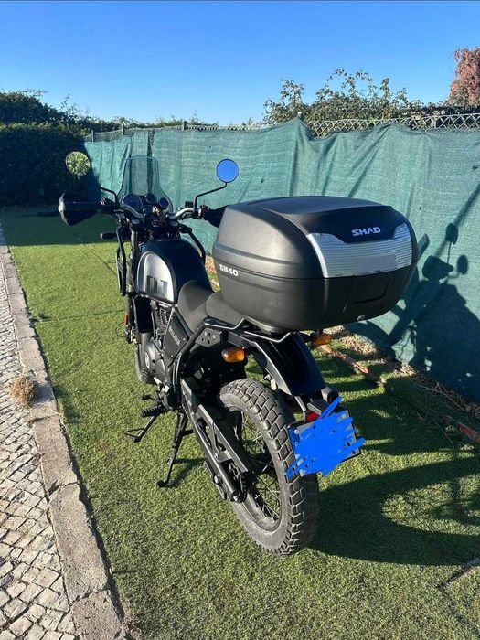 Royal Enfield Himalayan 411 — 2022 | Granite Black | Revisões sempre no concessionário oficial