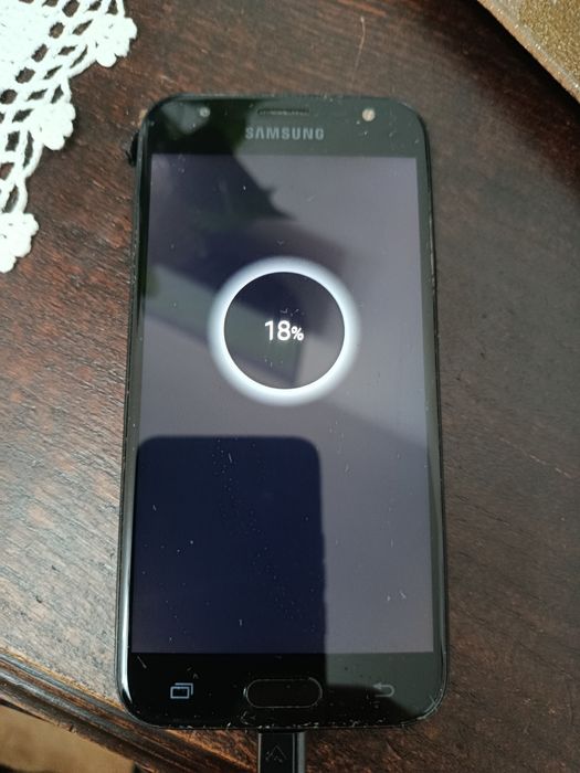 Samsung J3 para peças ou quem souber desbloquear
