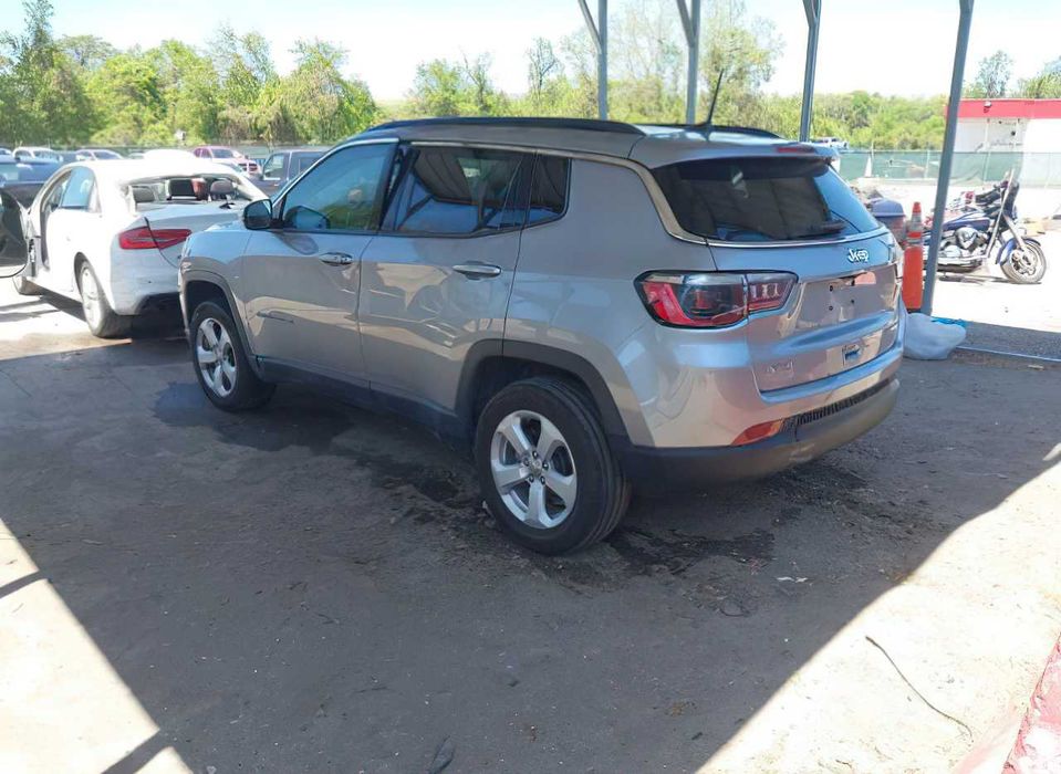 Jeep Compass North      2021