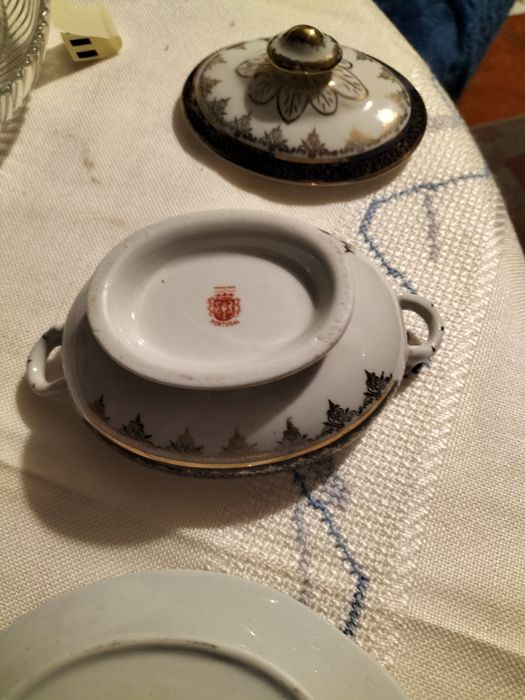 Terrina e travessa em miniatura