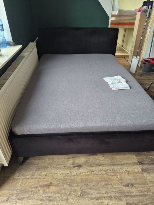 Sprzedam łóżko 140/200