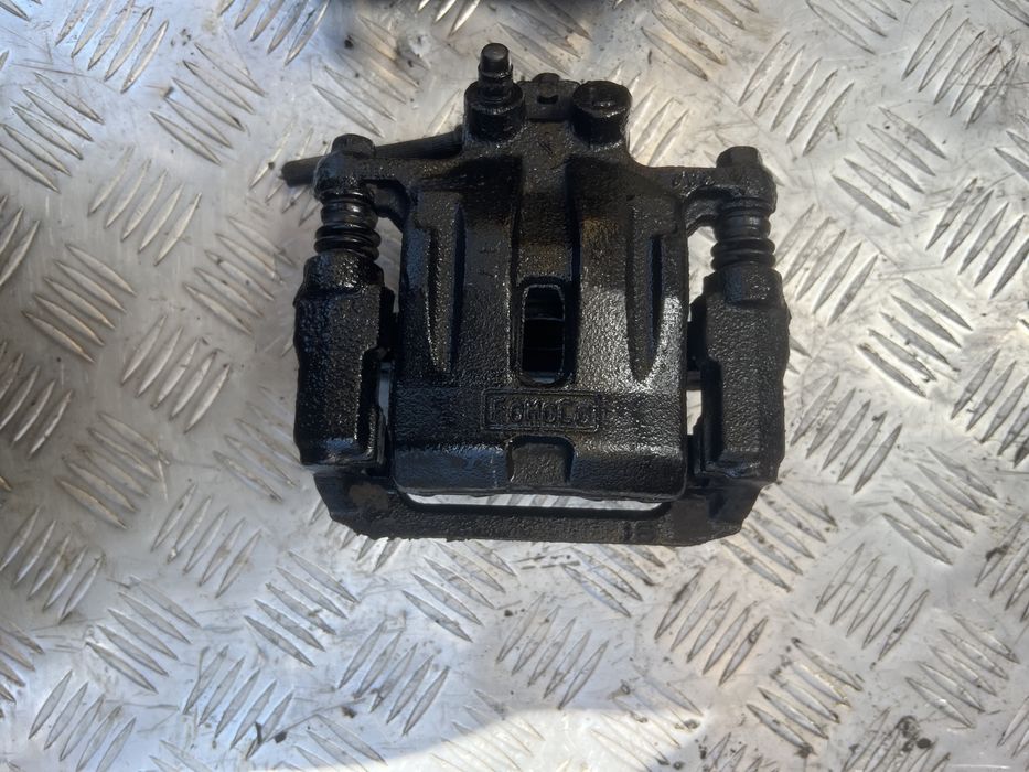 Задний суппорт Мазда сх7 mazda cx7 год 08