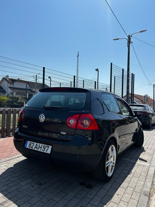 Volkswagen Golf V  2.0 TDI 140 cv – 2005 – 3 portas – Preto foto 2