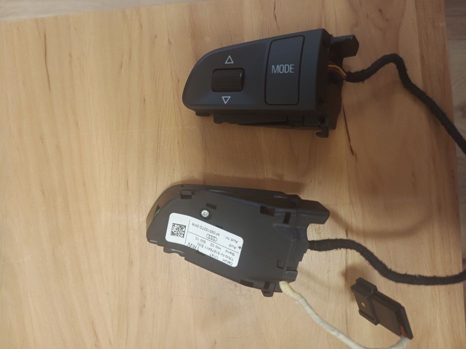 Кнопки керма Audi 4F0951527D + 4F0951527C + проводка