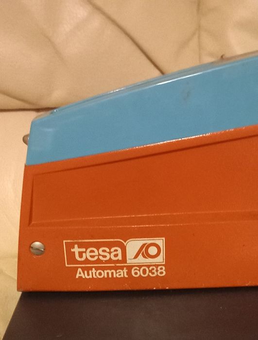 Auporte de fita-cola