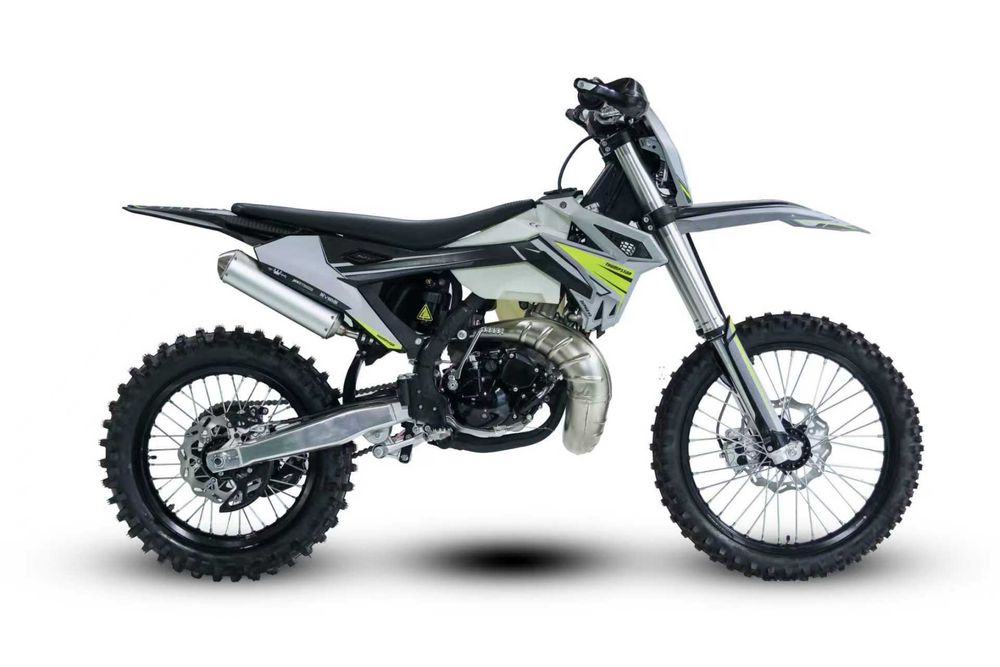 Enduro Thumpstar - TSN 250s My26 rozrusznik reg. zawieszenie F vat 23%