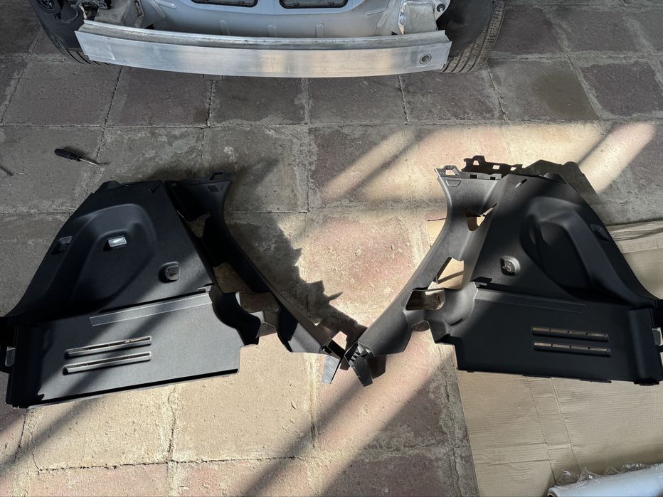 Пластик салона Chevrolet Bolt EUV 2022-2023