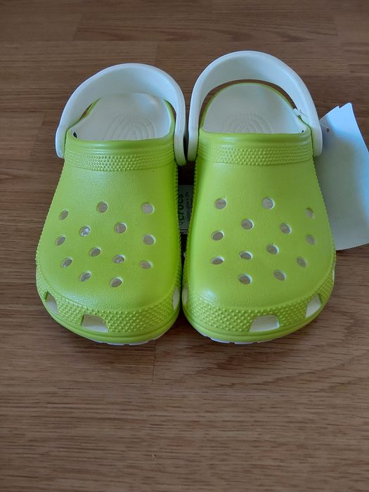 Нові Crocs. Оригінал. Розмір 4-6. Устілка  21,5см