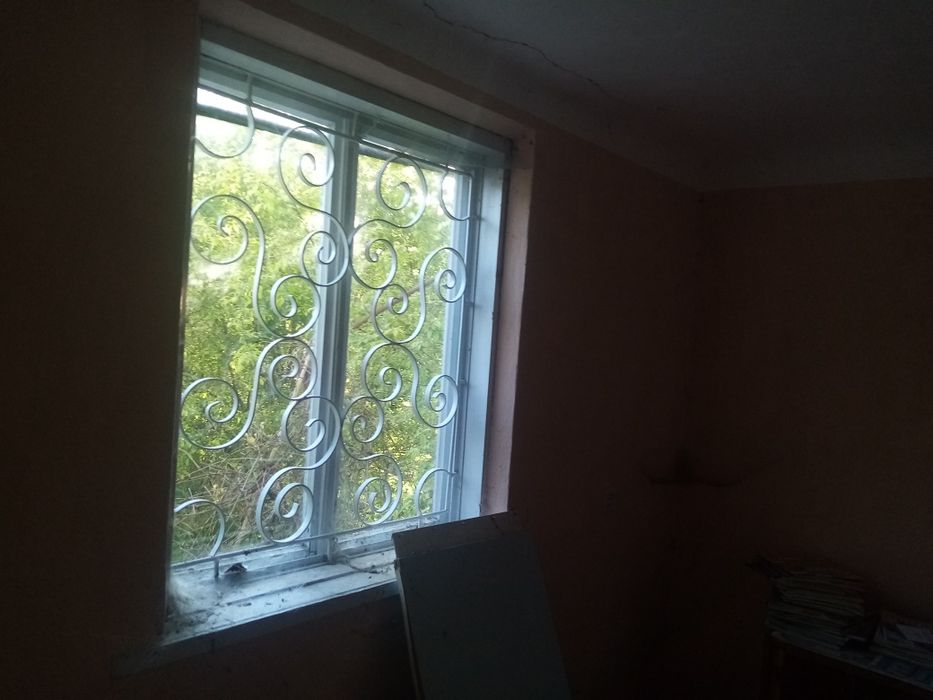 Продається дача з добротнім будинком біля озера в селі Марківцях