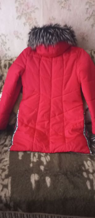 Продам зимнюю куртку
