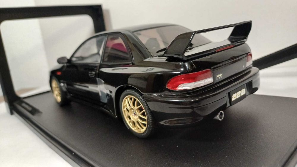 1/18 Subaru 22B pt - Solido