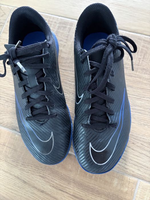 Sapatilhas futsal Nike criança