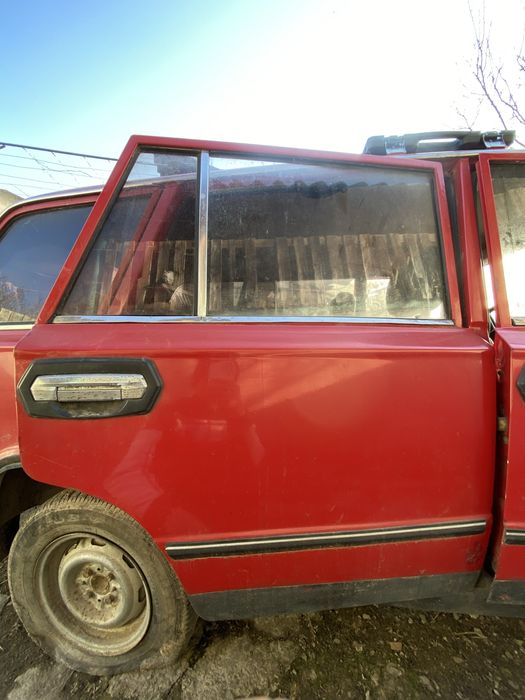 Двері ВАЗ 2102 Розбірка