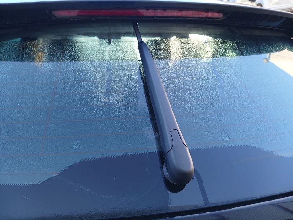 Haste / braço de escova limpa vidros trás MERCEDES-BENZ Classe A (W177