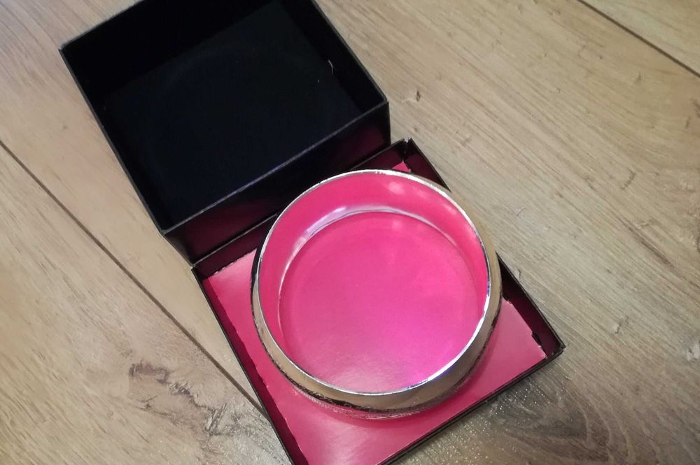 NOWA!!! Bransoleta kolor srebra firmy Avon