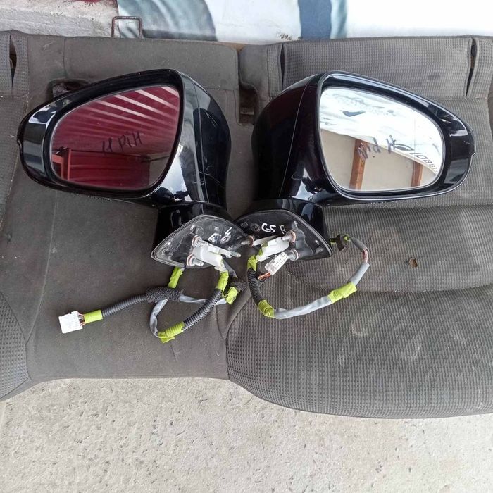 Дзеркало ліве праве 11 pin на Lexus GS 12-20 року