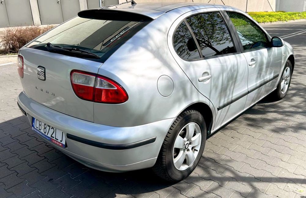 Seat Leon 1.6 Benz klimatyzacja sprawna niski przebieg