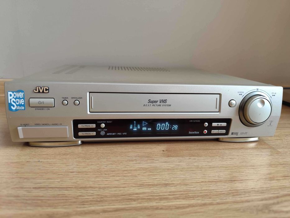 Magnetowid Super VHS JVC HR-S7500