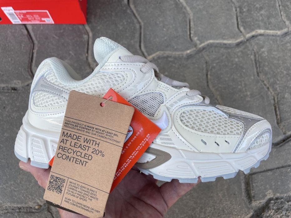Кросівки жіночі Nike V5 RNR Summit Grey 36-41