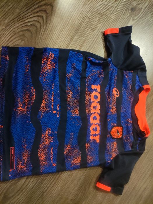 Zestaw koszulka spodenki piłkarskie Decathlon 7-8 lat