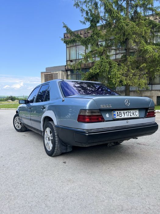 Mercedes benz W124