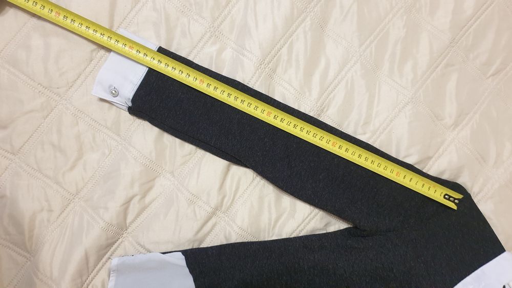 Блузка женская .