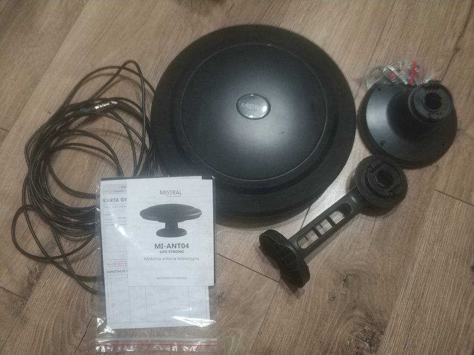 Antena samochodowa Mistral MI-ANT04 UFO STRONG – czarna