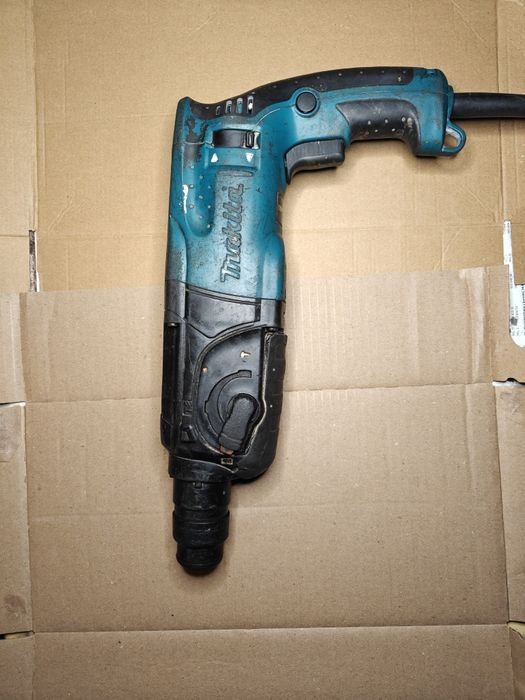 Młotowiertarka Makita hr2470