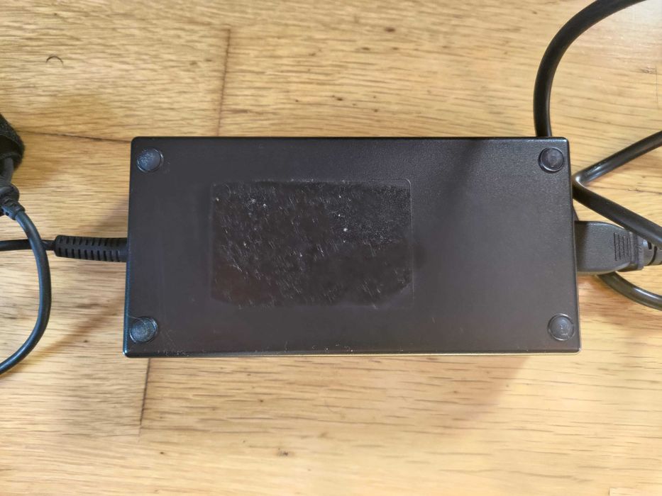 Adaptador CA Lenovo Compatível, Retangular, 230 W, Preto (Com Cabo)