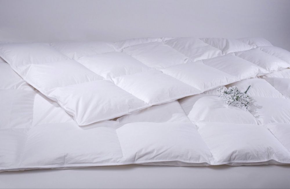 Ковдра Mona Collection Premium 200х220 (нова)