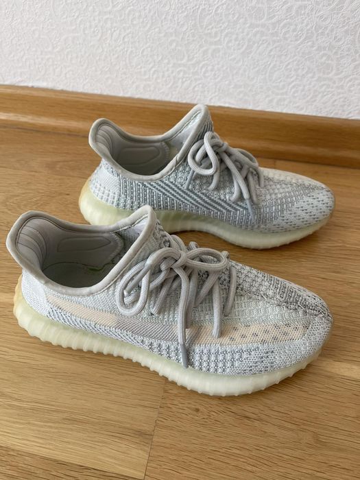 Yeezy boost 350 cloud white