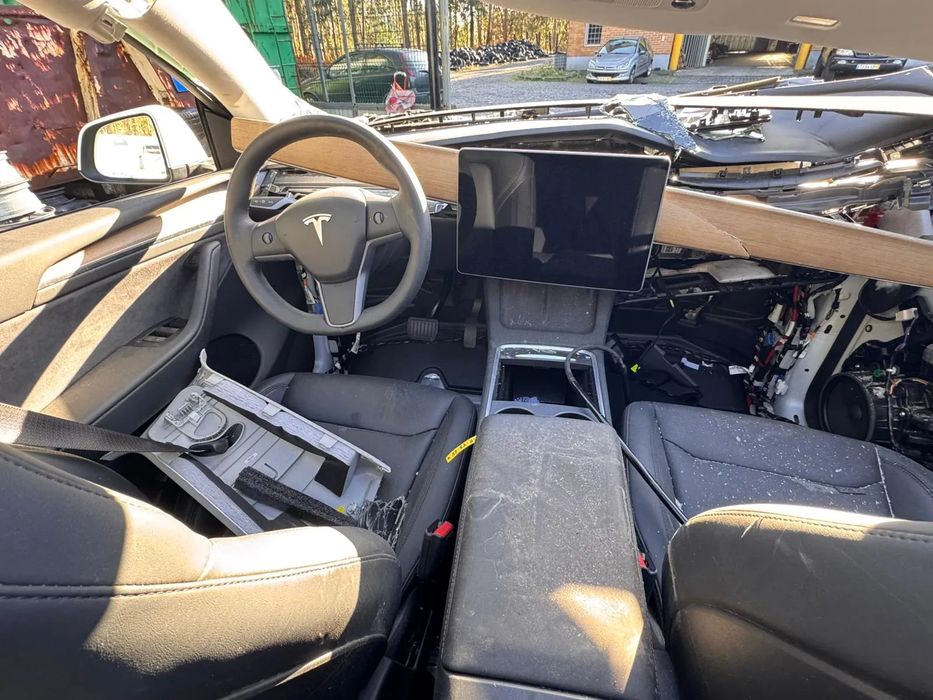 Para peças TESLA Model Y (5YJY)