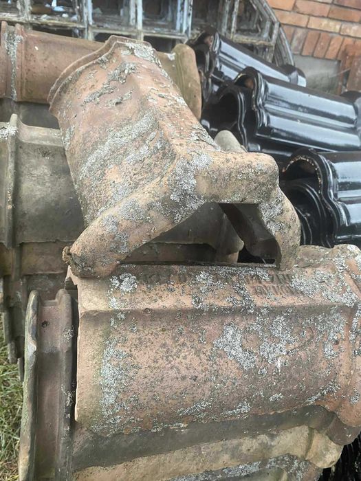 Stare Gąsiory dachowe ceramiczne
