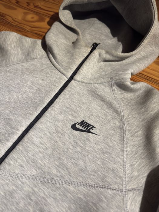 Casaco Nike Tech Fleece Cinzento (Original) – Impecável