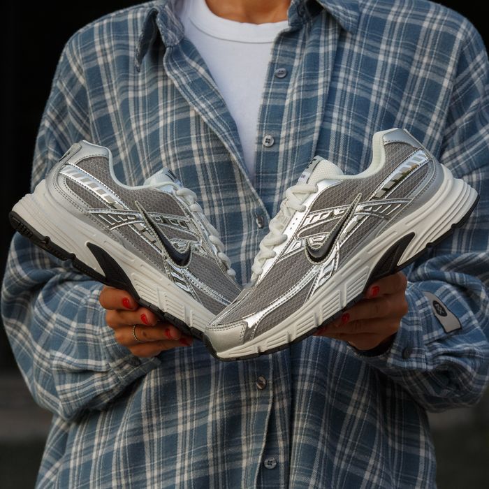 Кросівки Nike Initiator Grey/Silver premium | Кроссовки Найк жіночі чоловічі