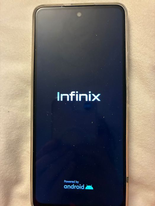 Smartfon Infinix Hot 40 Pro