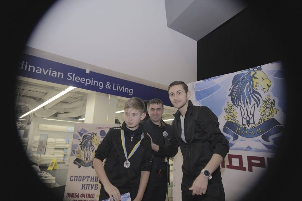 Дипломированный тренер (спарринг) по настольному теннису
