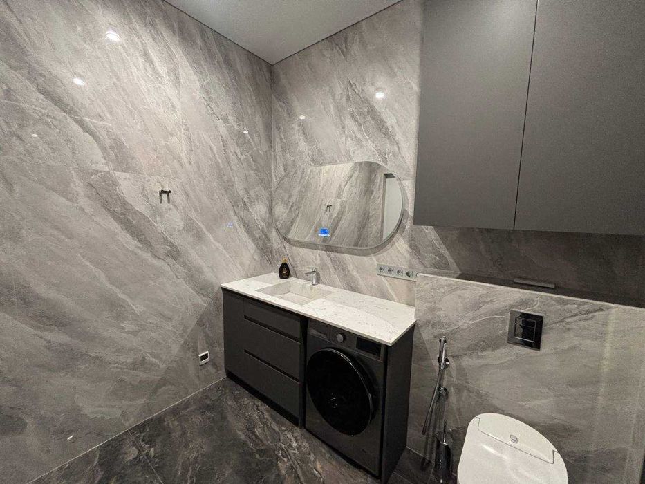 Плиточник.Укладка плитки.Кафельщик.Работаем на своем электричестве!