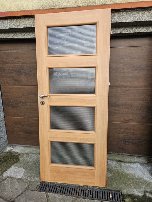 Drzwi wewnętrzne prawe