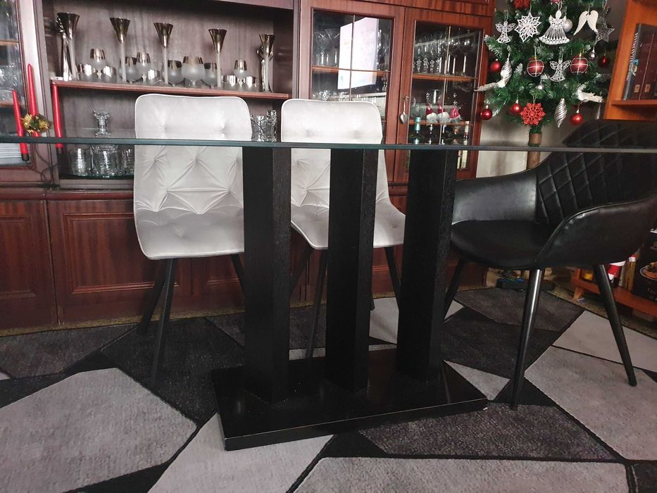 STÓŁ szklany na postumencie i meblościanka z lat 80-tych