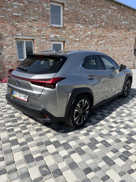 Lexus UX 250 h 2019