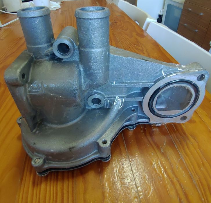 Carter bomba de agua VW Golf 2 Diesel + Td