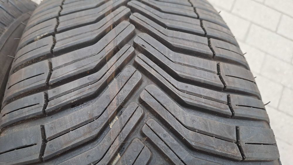 4x Opony 215 55 R 17 Michelin CrossClimate+ 4szt Jak NOWE