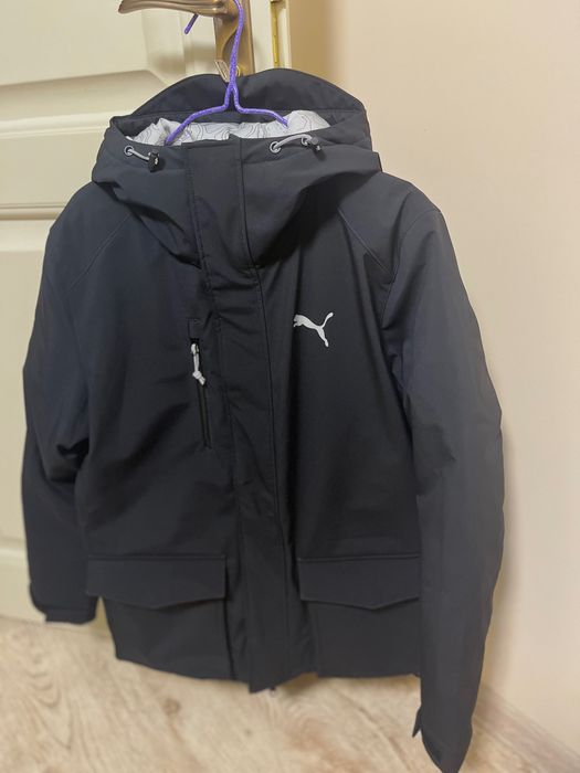 Зимовий пуховик PUMA (розмір M)