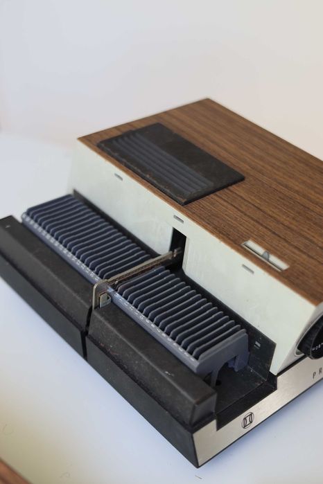 Projetor de slides Prestinox 4R