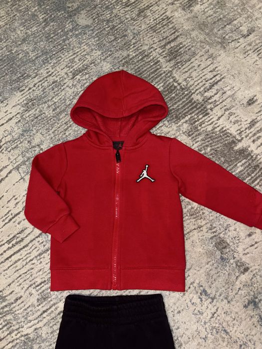 Спортивний костюм на флісі Jordan оригінал 1 рік