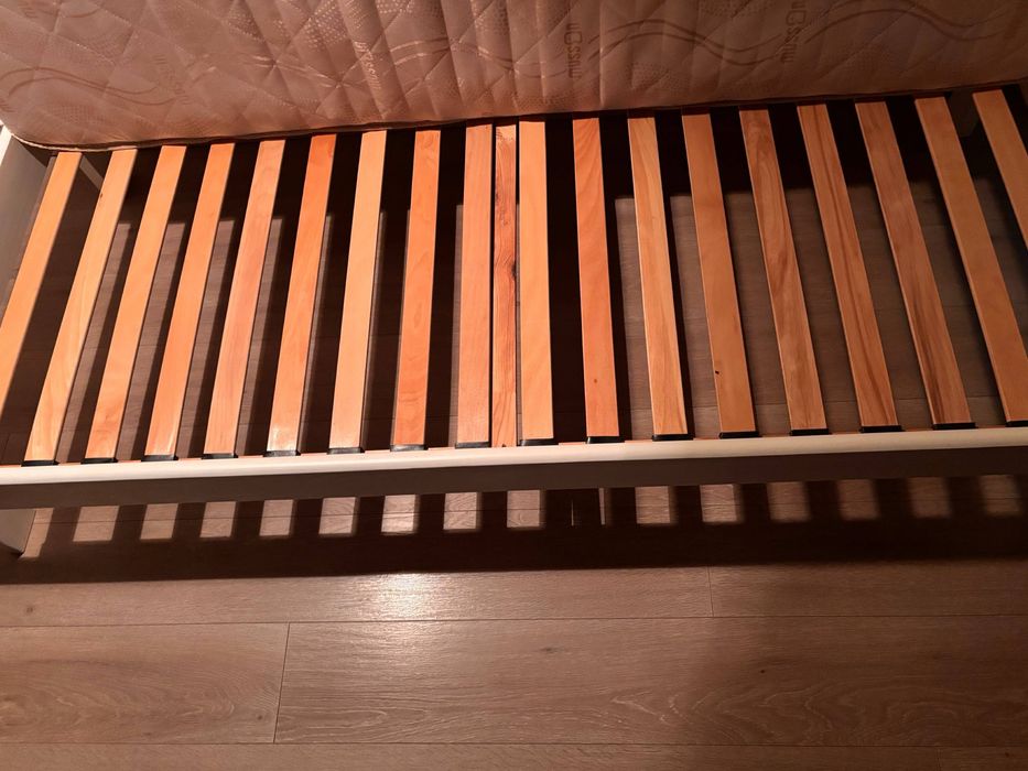 ліжко 210х100 в гарному стані